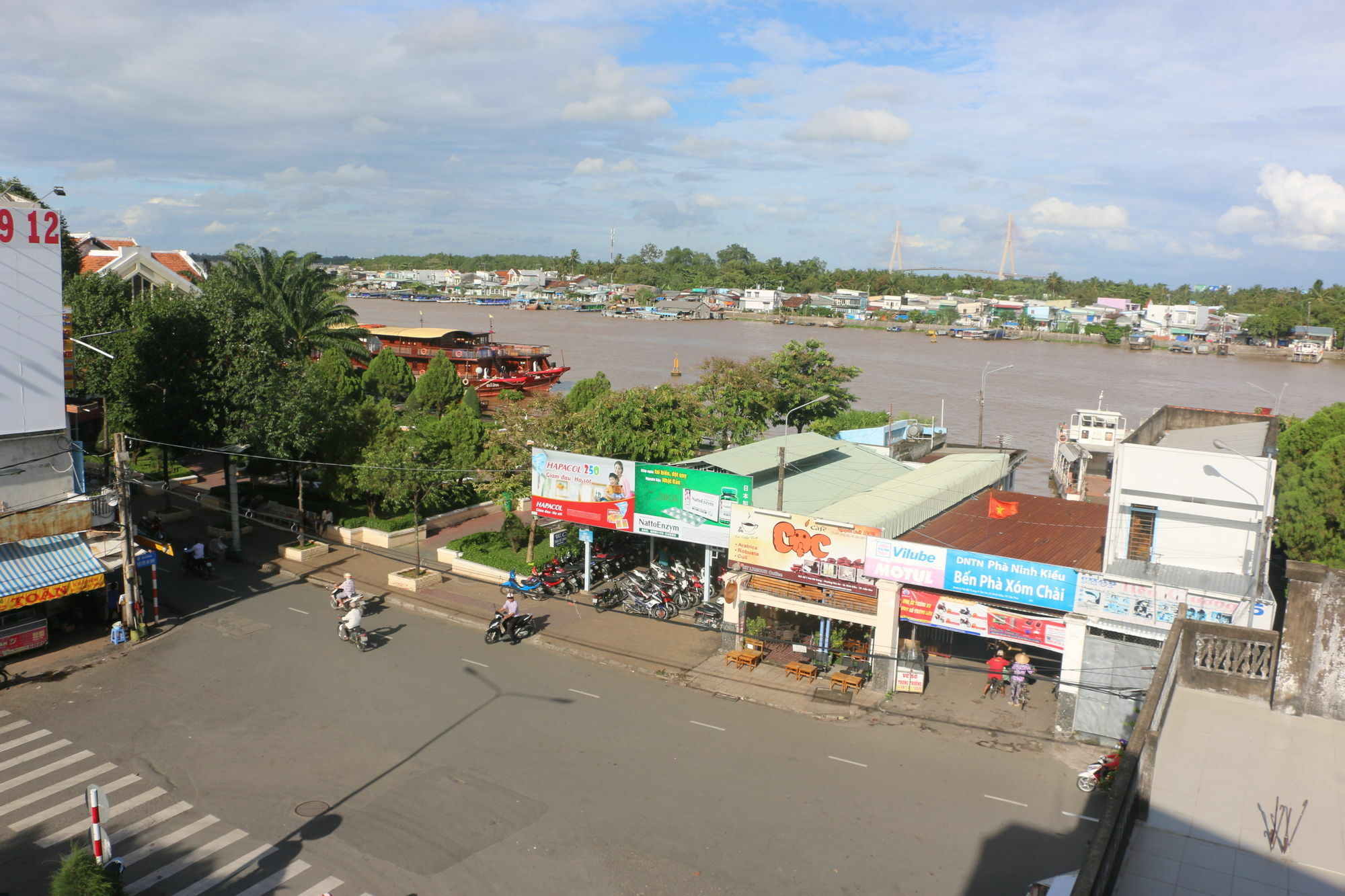 กิม ลอง โฮเต็ล Hotel เกิ่นเทอ ภายนอก รูปภาพ